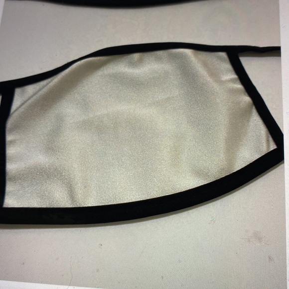 2 New fabric skeleton face masks - Picture 5 of 5